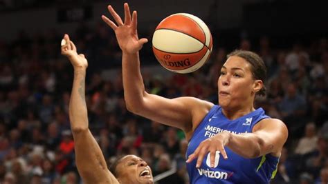 liz cambage sex|Wnba